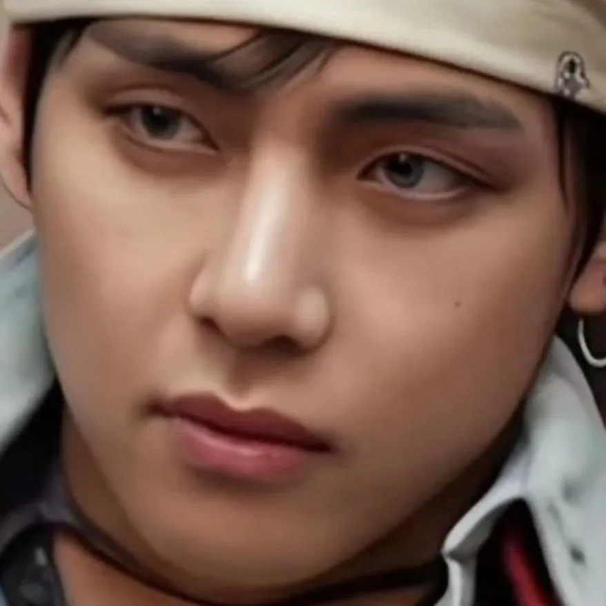 뷔 (방탄소년단) 최근 활동샷