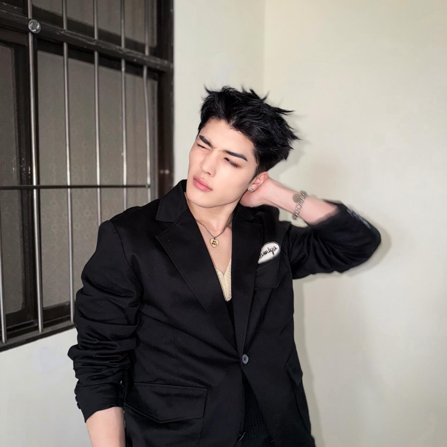 Recent activity shot of Maki (&TEAM)