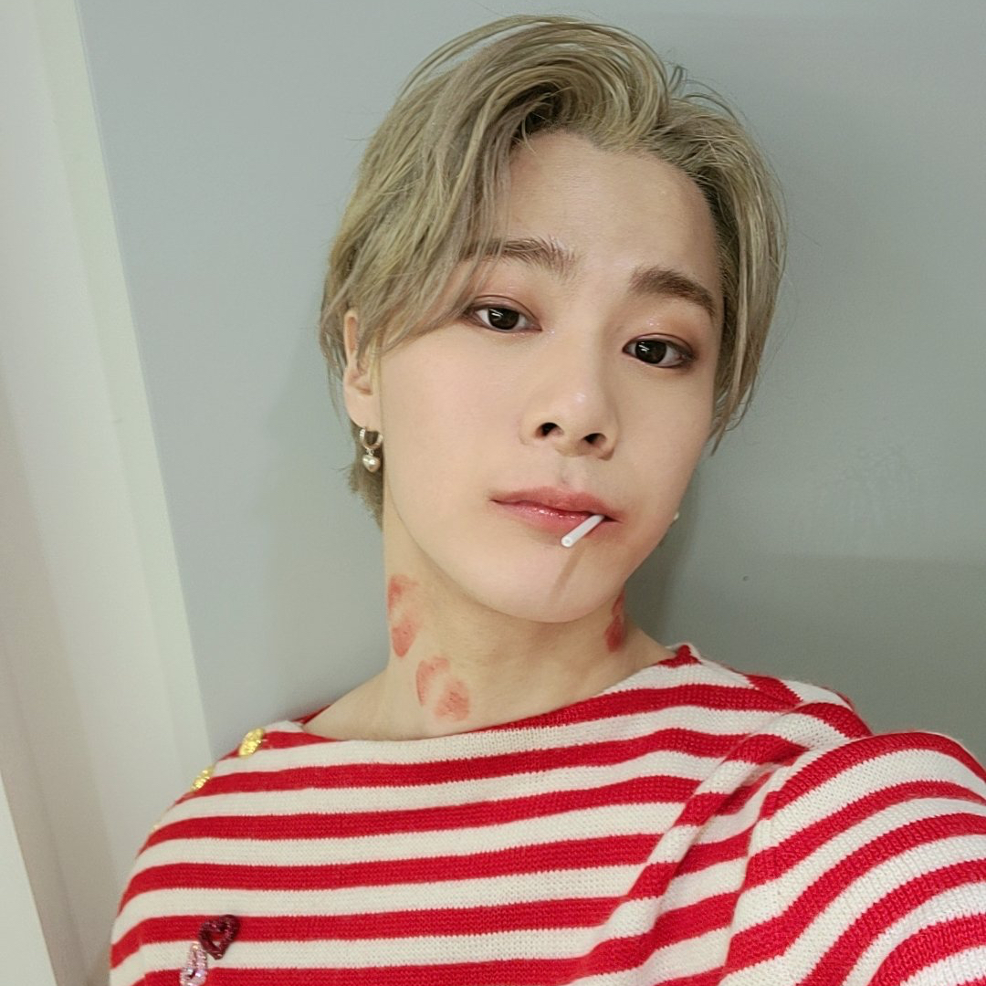 아스트로 최근 활동샷