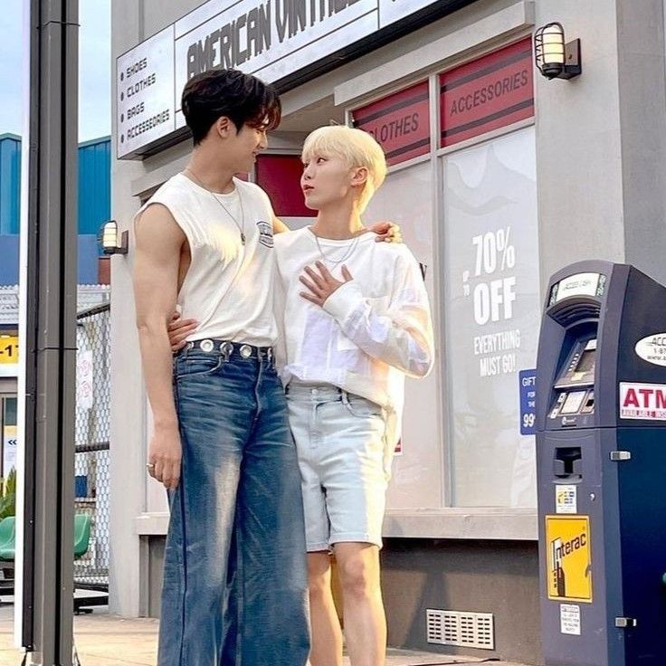 Momen yang diabadikan oleh penggemar Mingyu (SEVENTEEN)