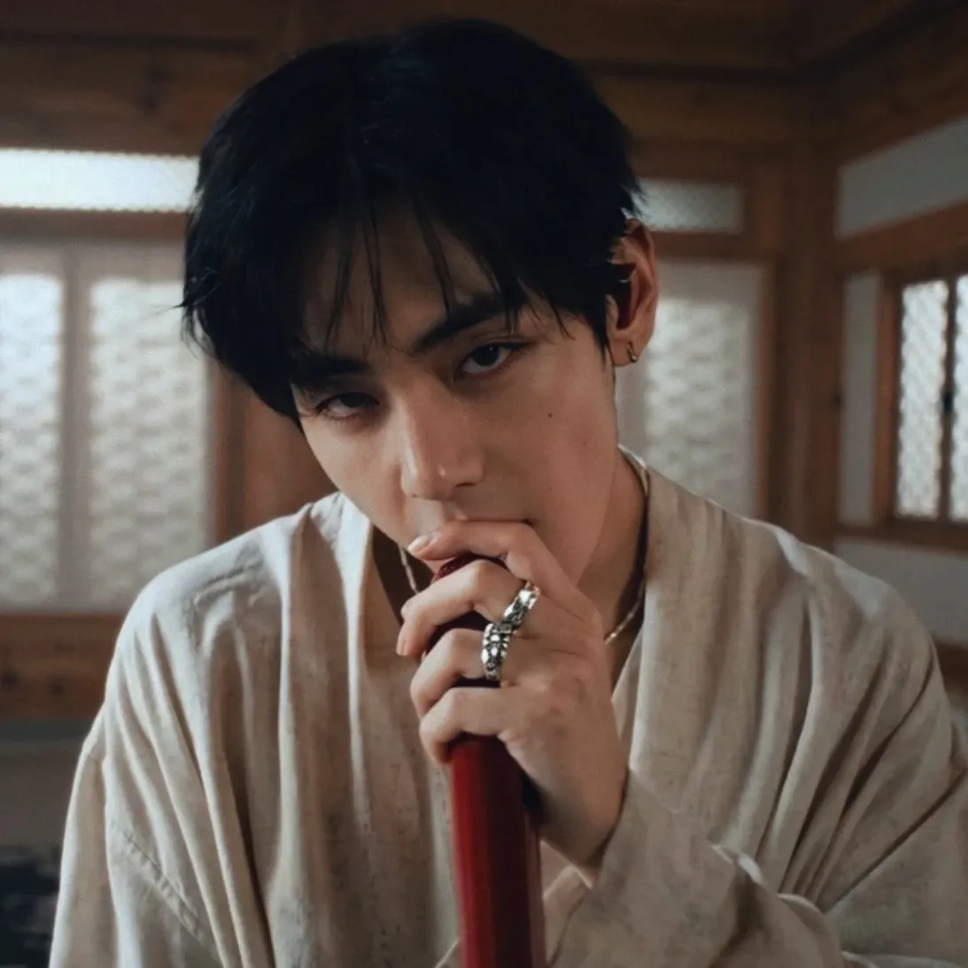 뷔 (방탄소년단) 최근 활동샷