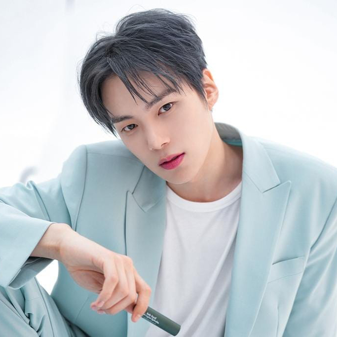 Foto aktivitas terbaru MONSTA X