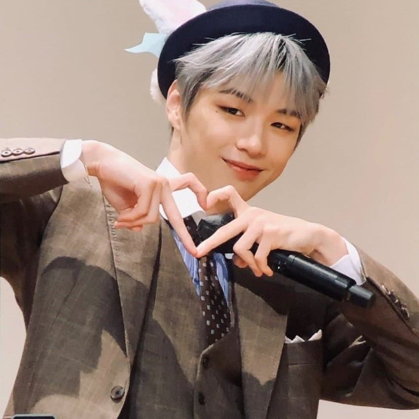 A moment captured by Kang Daniel's fan