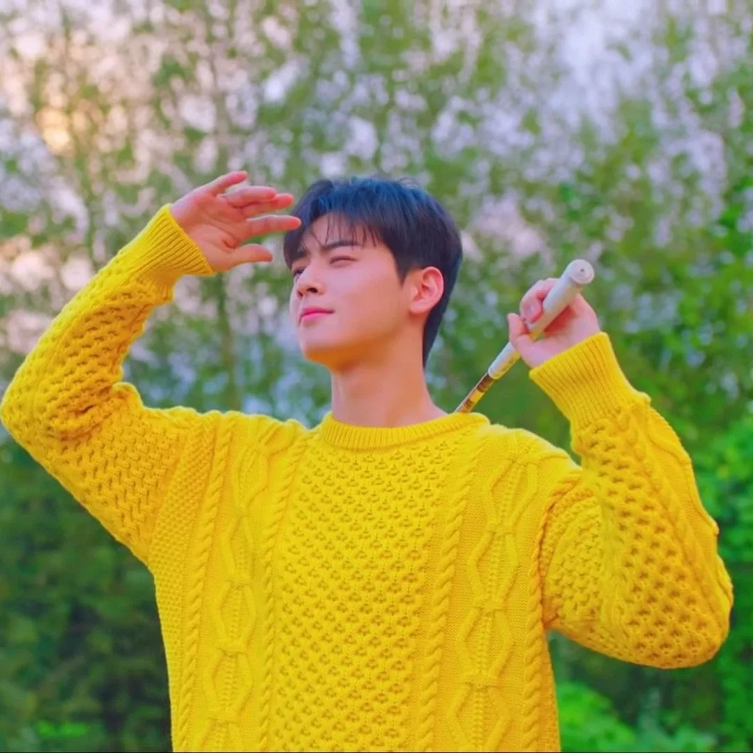 Latest photo of Eunwoo (ASTRO)