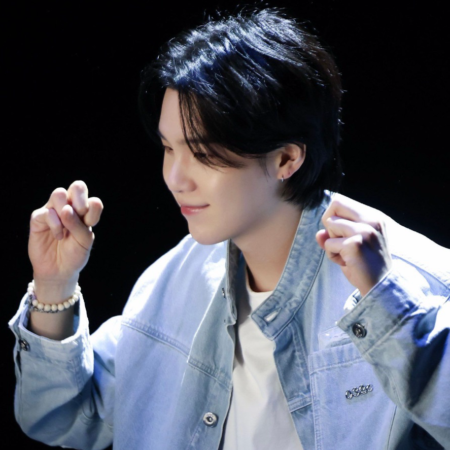 Behind-the-scenes cut of SUGA (BTS)