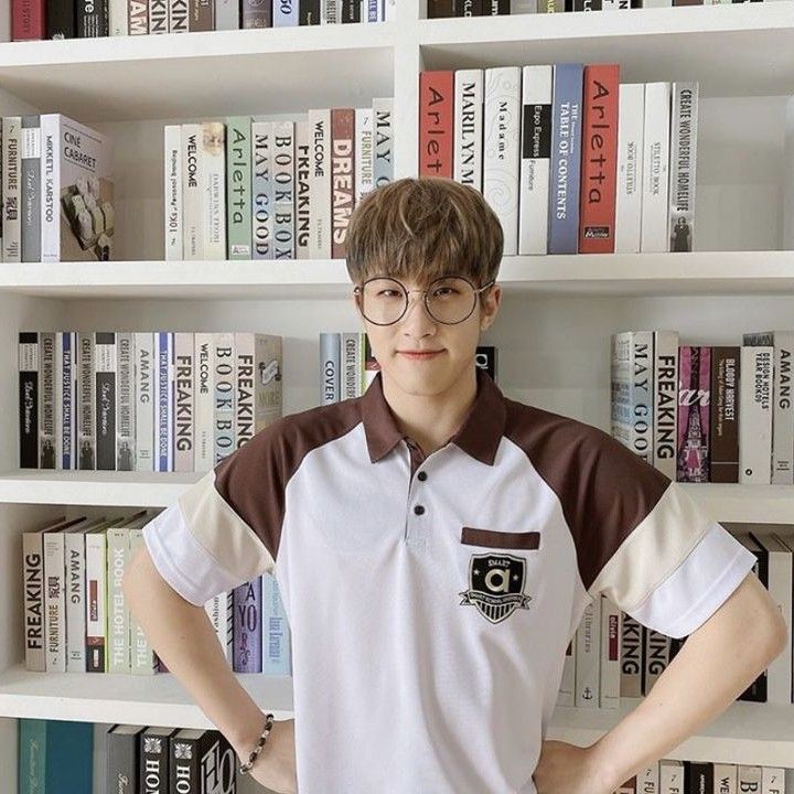 A moment captured by Jinjin (ASTRO)'s fan