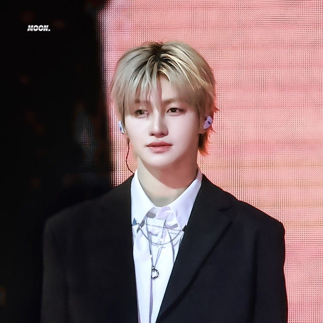 Recent activity shot of Jihoon (TWS)