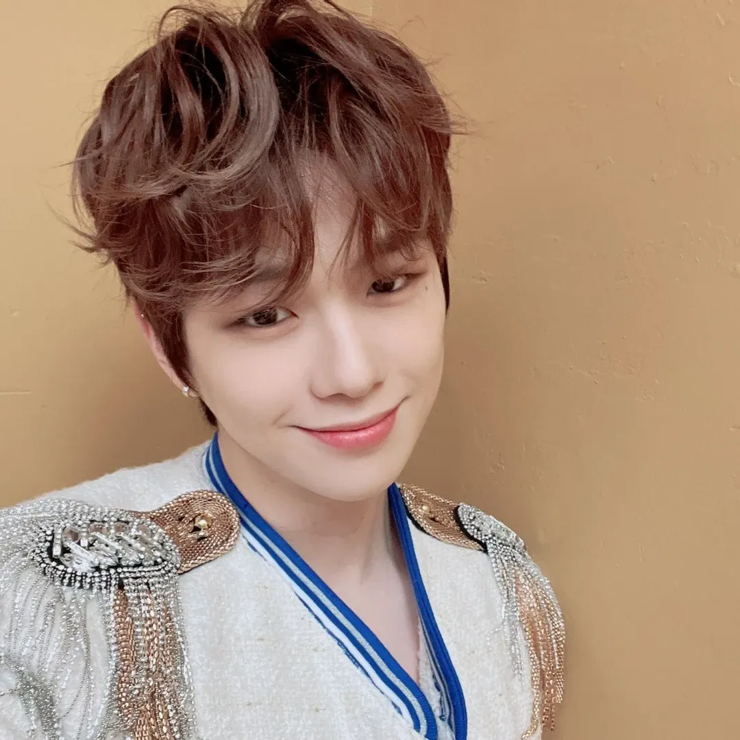 Behind-the-scenes cut of Kang Daniel