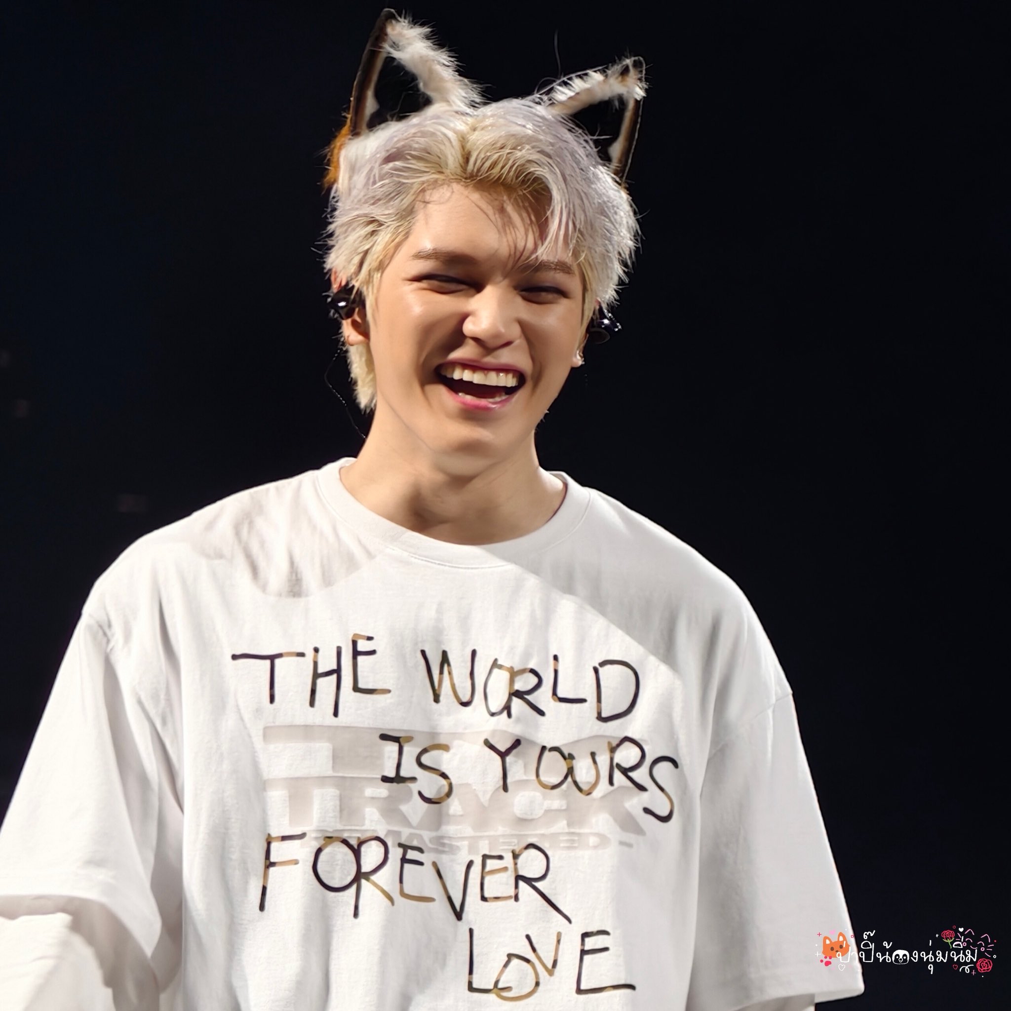 A moment captured by Taeyong (NCT 127)'s fan