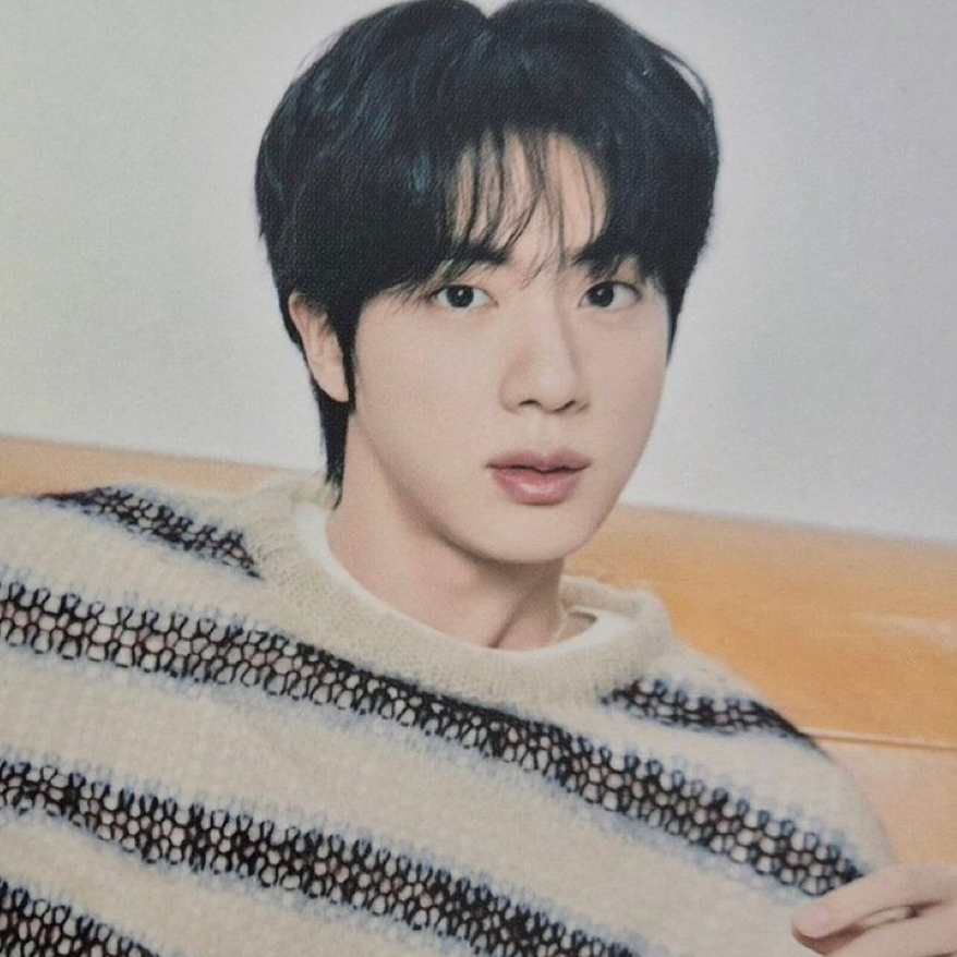 진 (방탄소년단)의 비하인드 컷