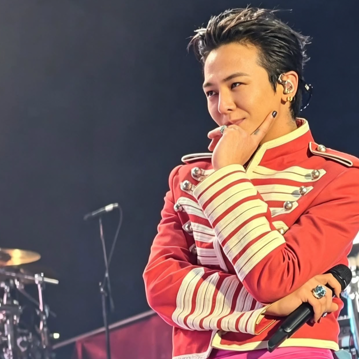 A moment captured by G-DRAGON (BIGBANG)'s fan