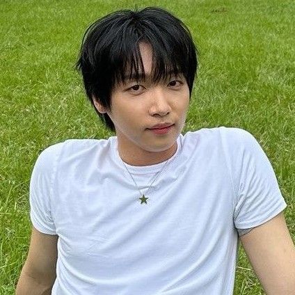 Latest photo of Jeong Sewoon