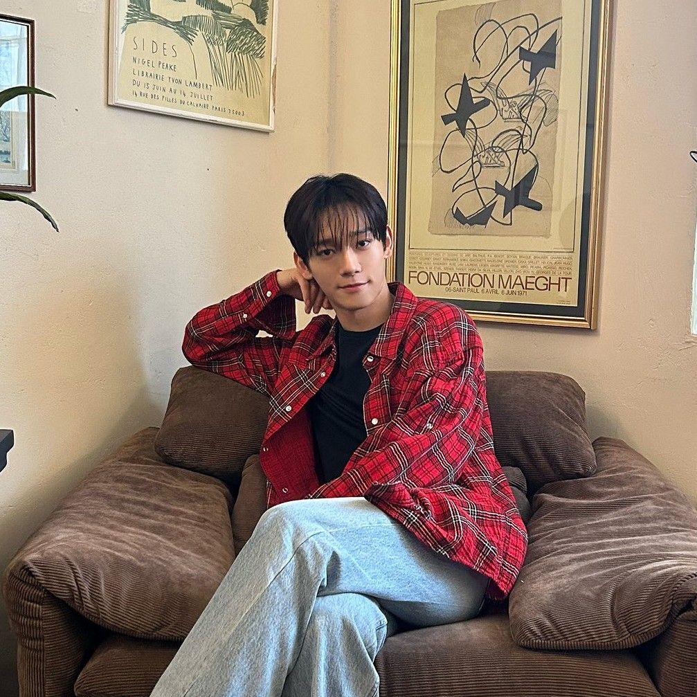 Recent activity shot of Chen (EXO)