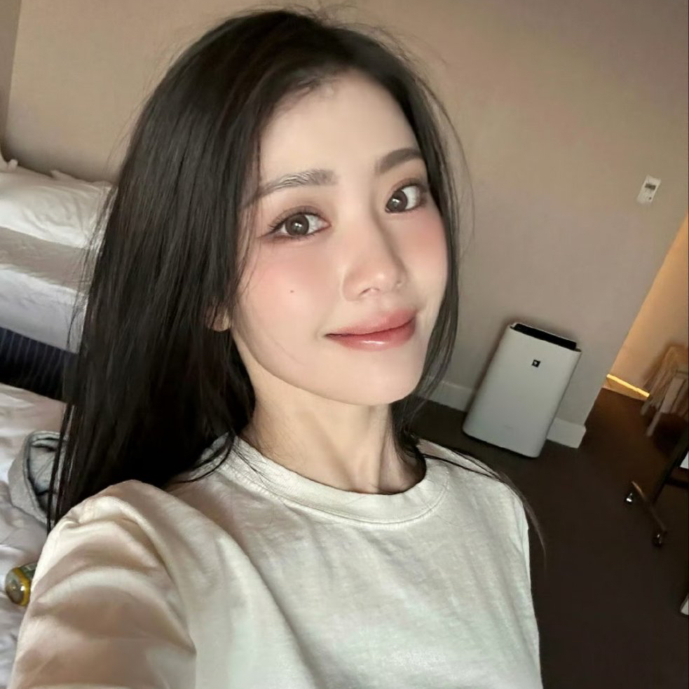 シャオティン (Kep1er)の最新写真