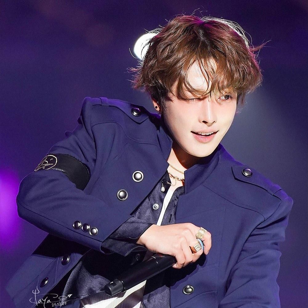 弘中 (ATEEZ)的幕後花絮