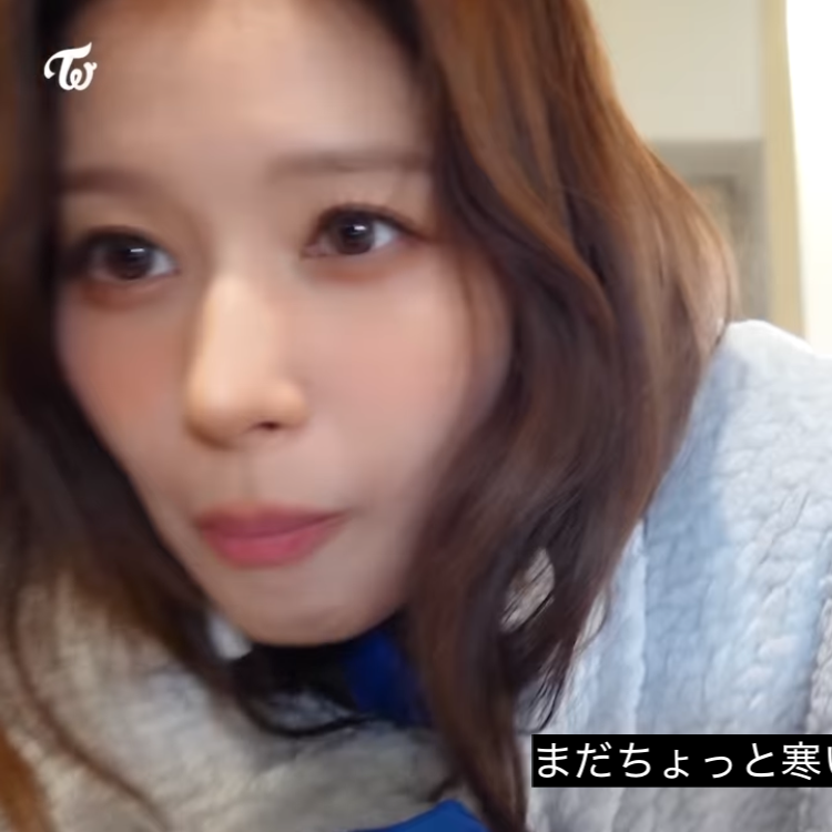 Sana (TWICE)的幕后花絮