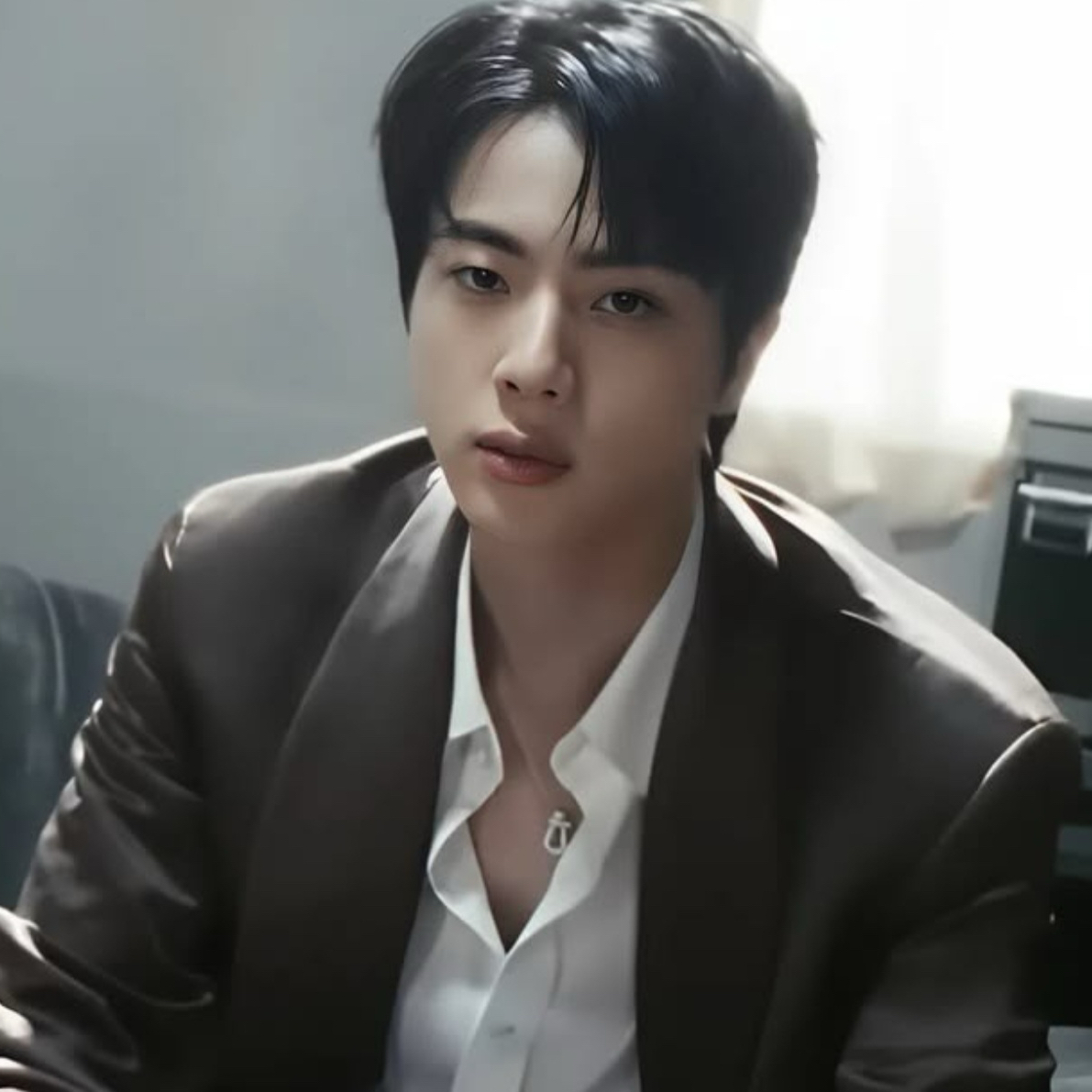 진 (방탄소년단)의 비하인드 컷