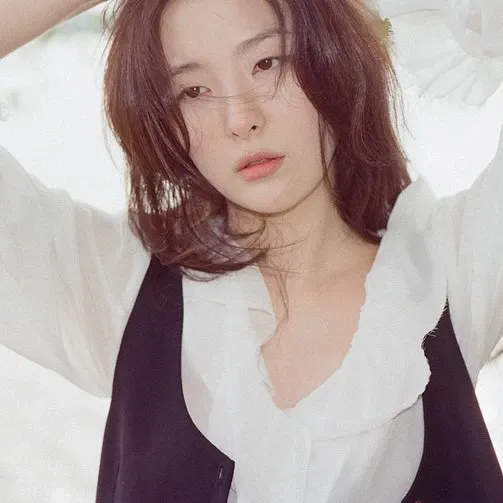 スルギ (Red Velvet)の舞台裏ショット