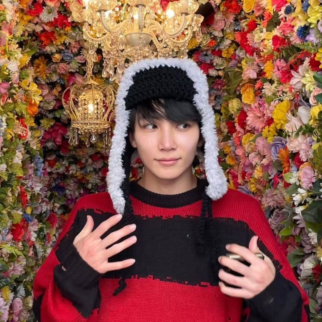 Recent activity shot of Jeonghan (SEVENTEEN)