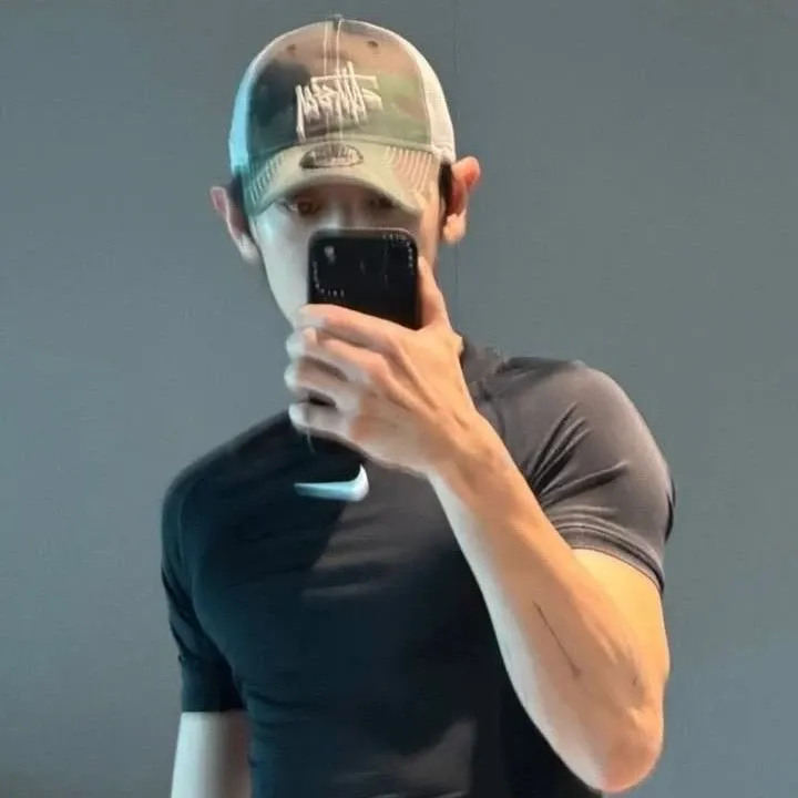 灿烈 (EXO)的最新照片