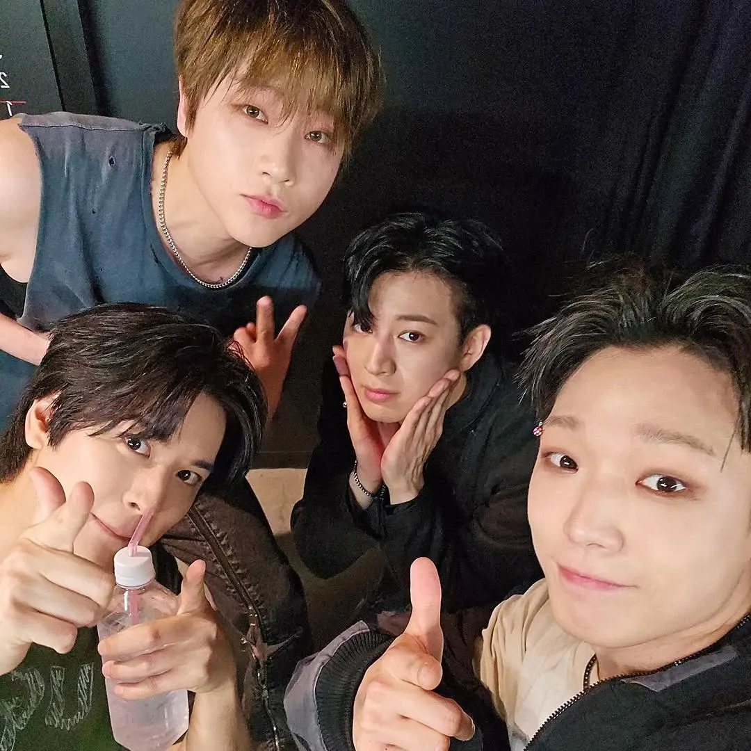 iKON의 최신 사진