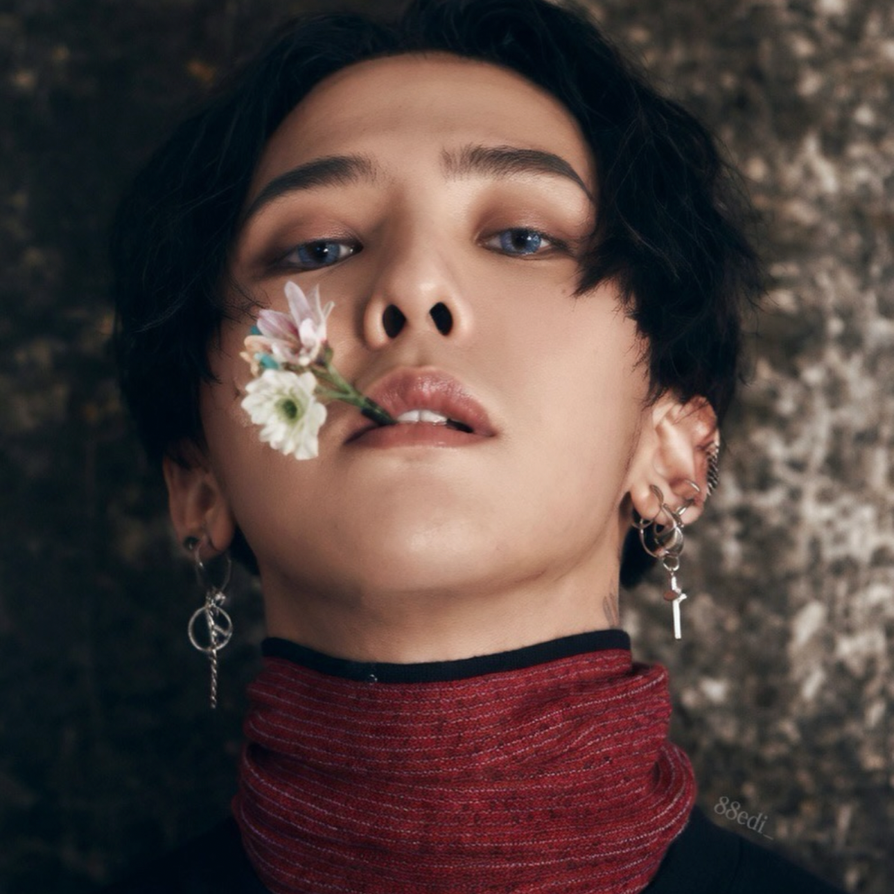 Recent activity shot of G-DRAGON (BIGBANG)