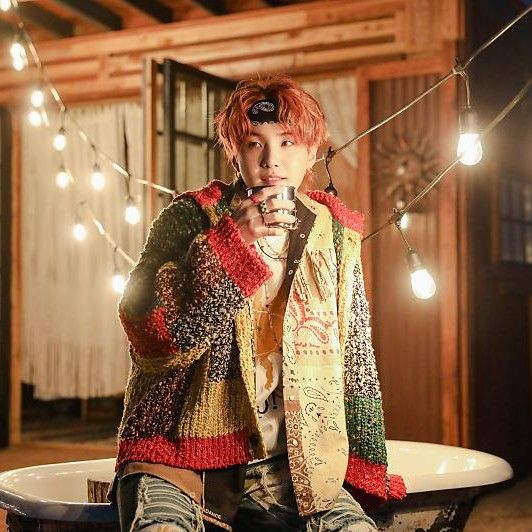 SUGA (BTS)の舞台裏ショット