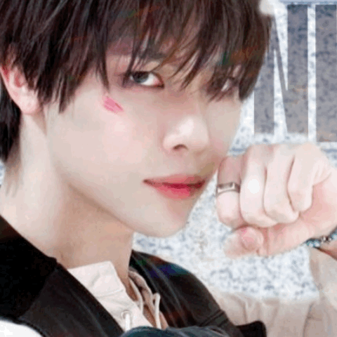 Behind-the-scenes cut of Nicholas (&TEAM)