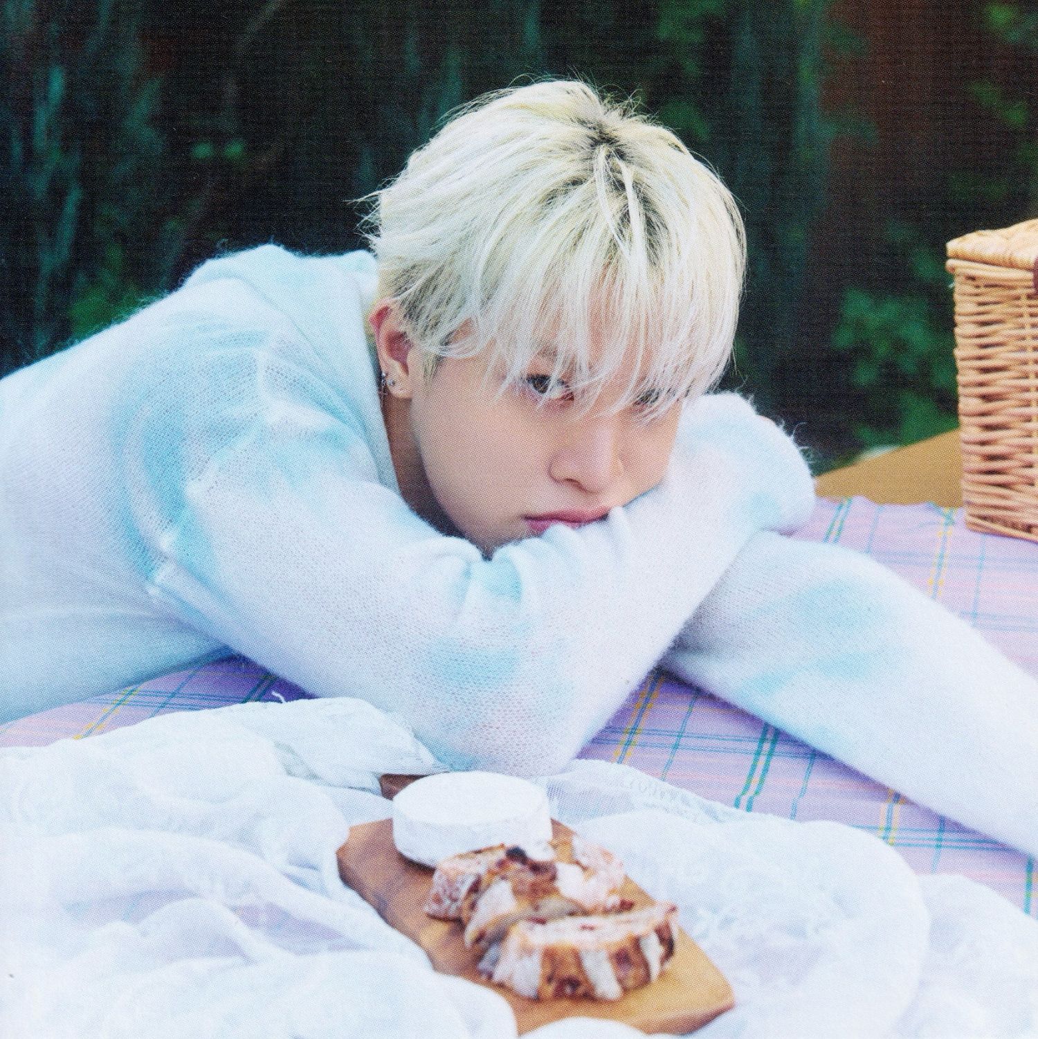 Behind-the-scenes cut of So Junghwan (TREASURE)