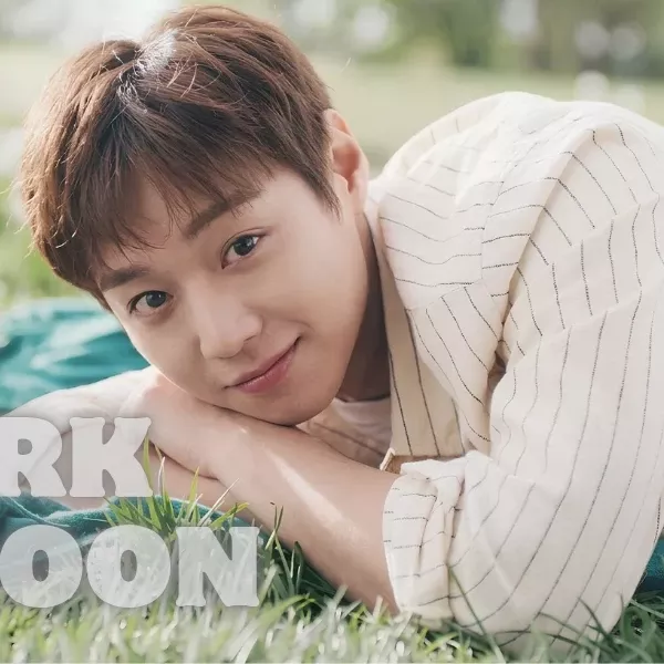 박지훈의 최신 사진