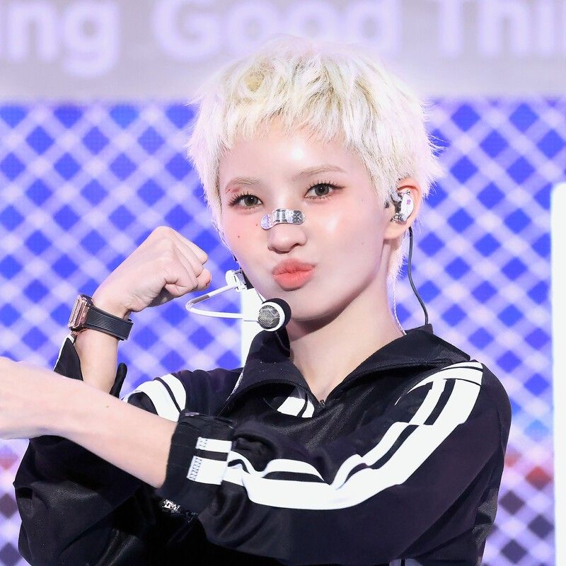 Behind-the-scenes cut of Soyeon (i-dle)