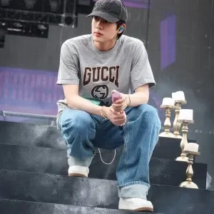 Potret di balik layar Jin (BTS)