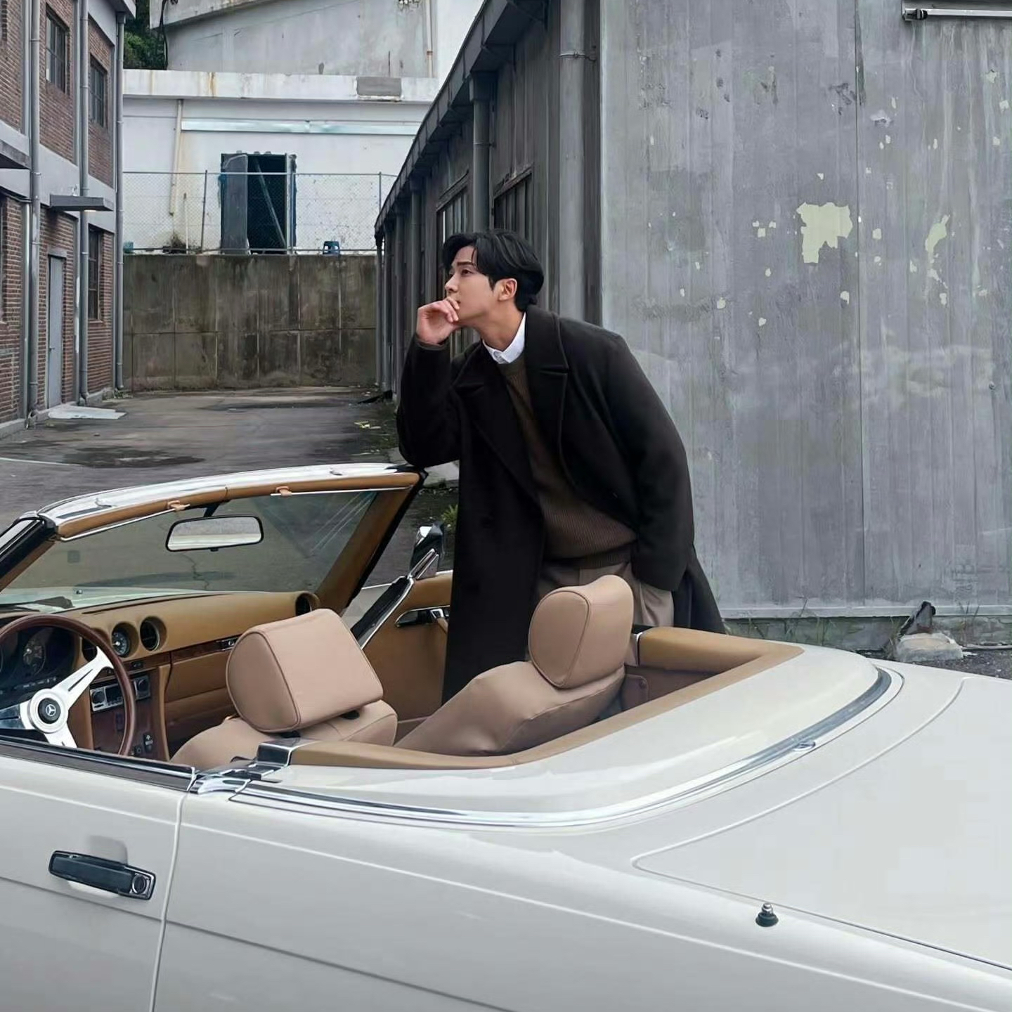 Behind-the-scenes cut of Rowoon