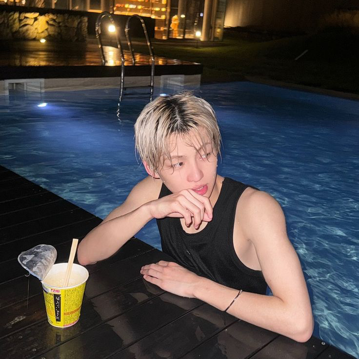 Latest photo of Jihoon (TWS)