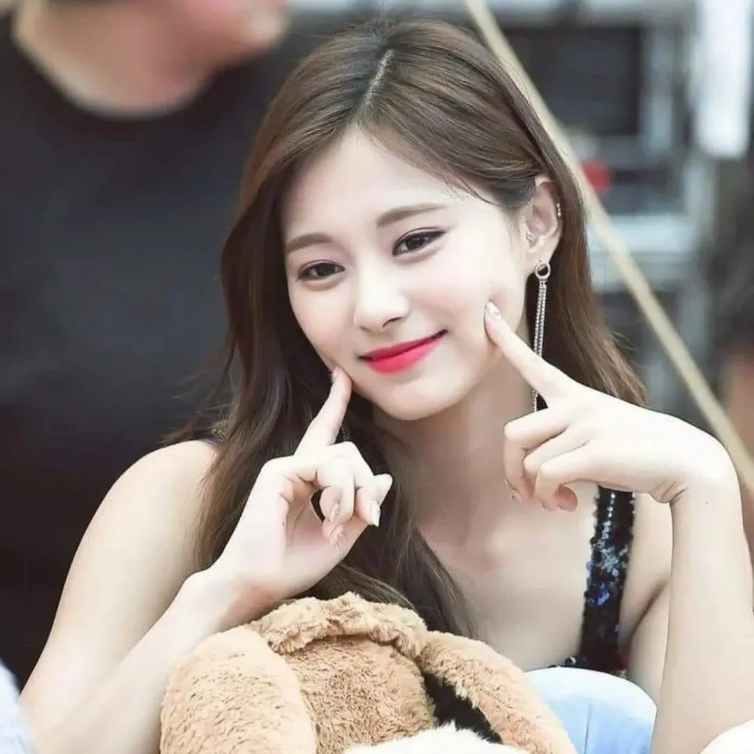쯔위 (TWICE)의 비하인드 컷