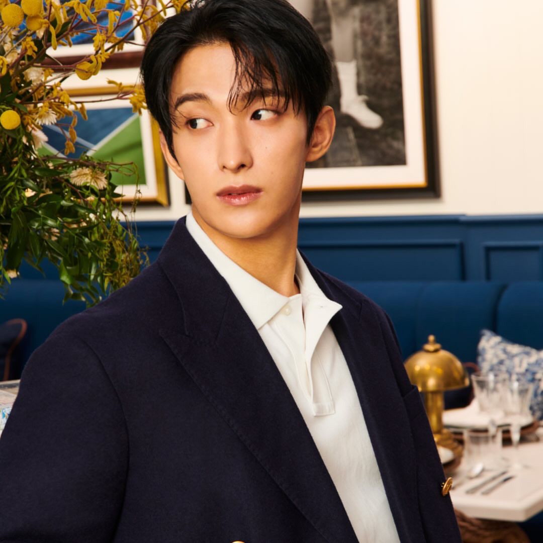 Momen yang diabadikan oleh penggemar DK (SEVENTEEN)