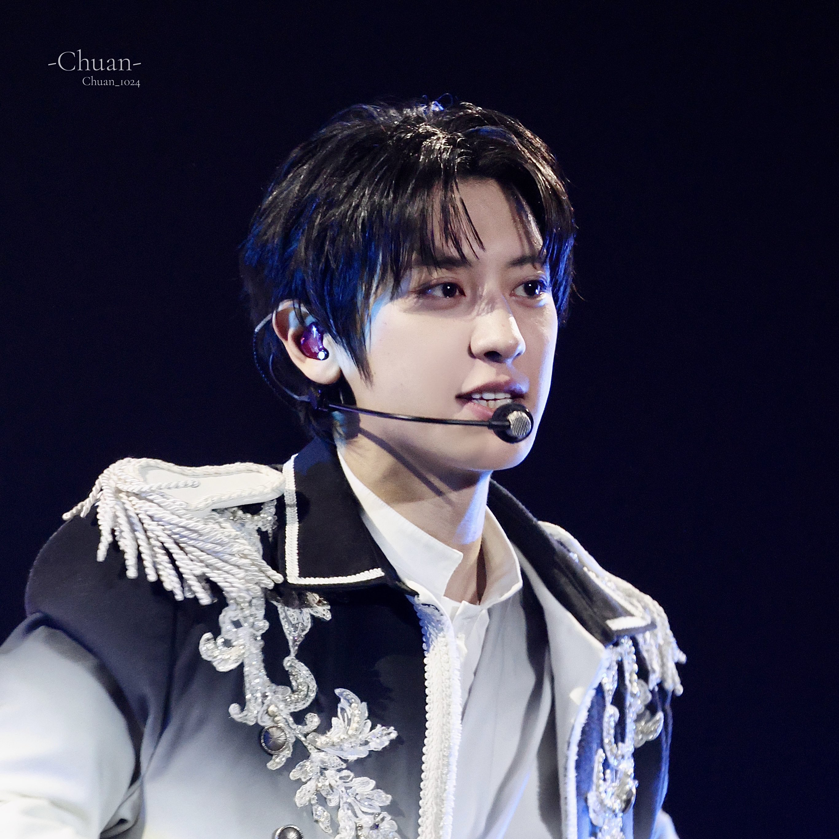 찬열 (EXO)의 최신 사진
