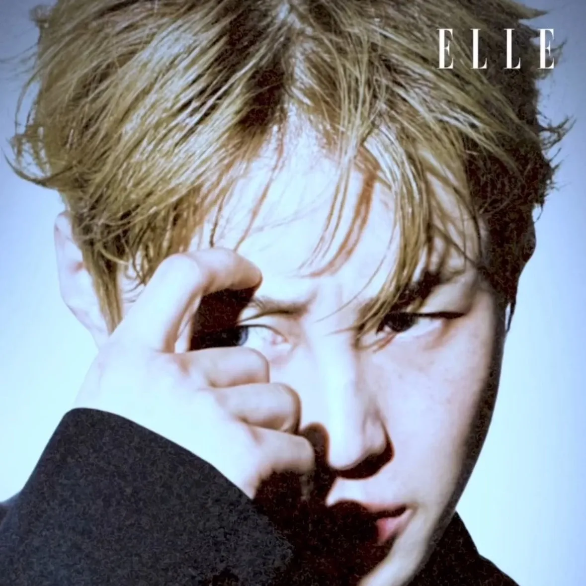 A moment captured by Ha Sungwoon's fan