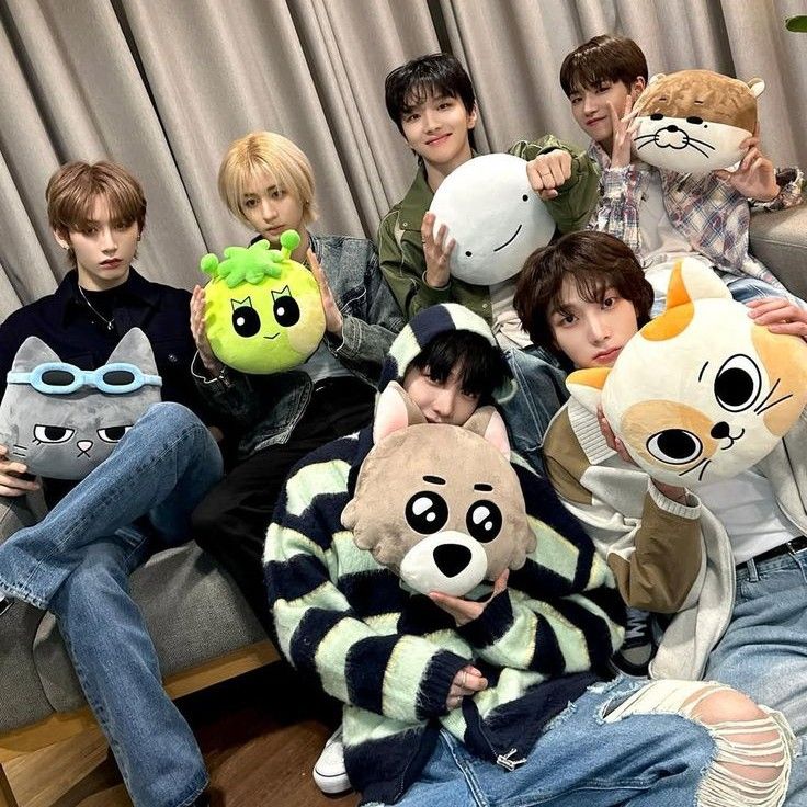 Behind-the-scenes cut of BOYNEXTDOOR