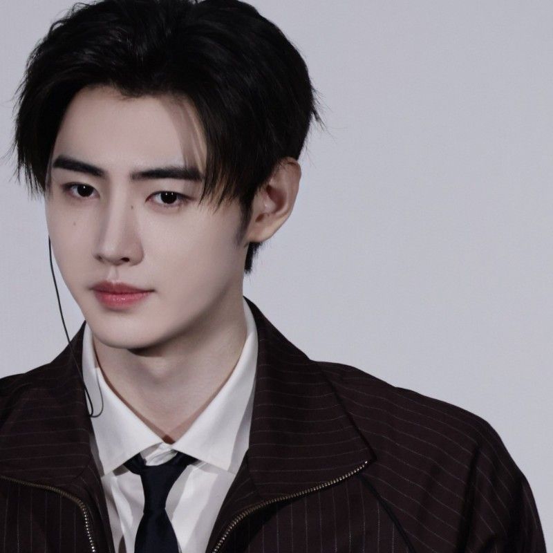 ソンフン (ENHYPEN)の最新写真