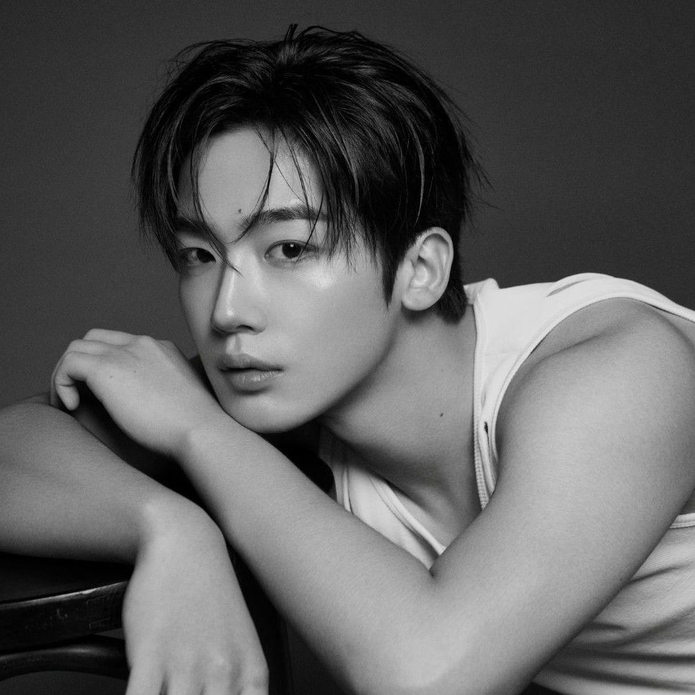 Behind-the-scenes cut of Kim Yohan (WEi)