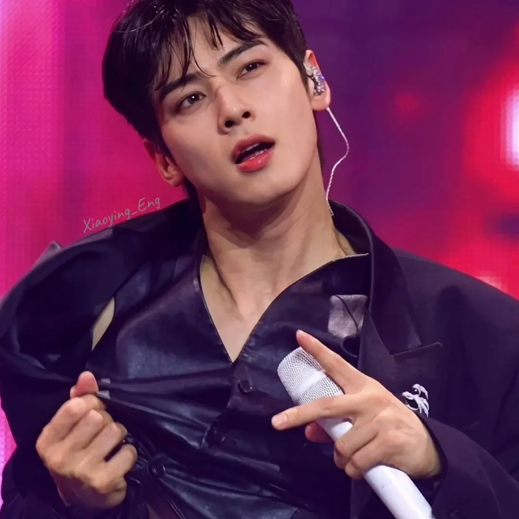 Latest photo of Eunwoo (ASTRO)
