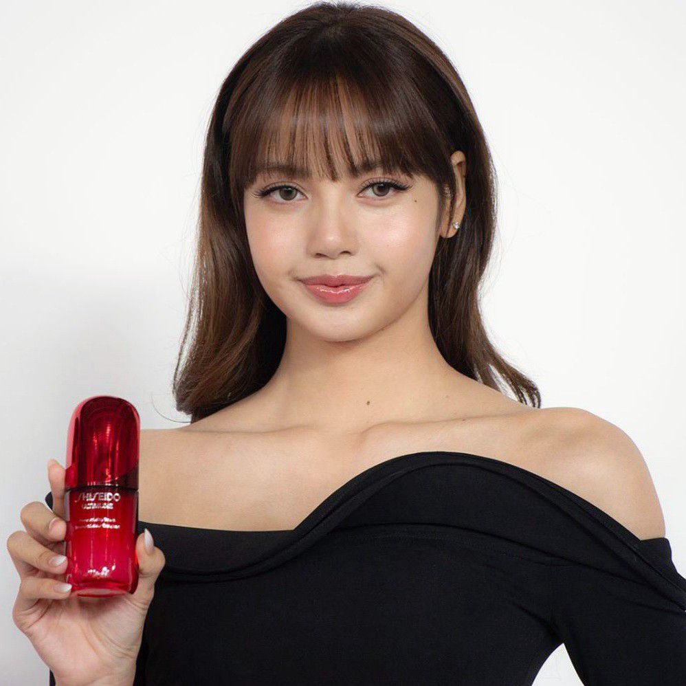 Foto aktivitas terbaru Lisa (BLACKPINK)