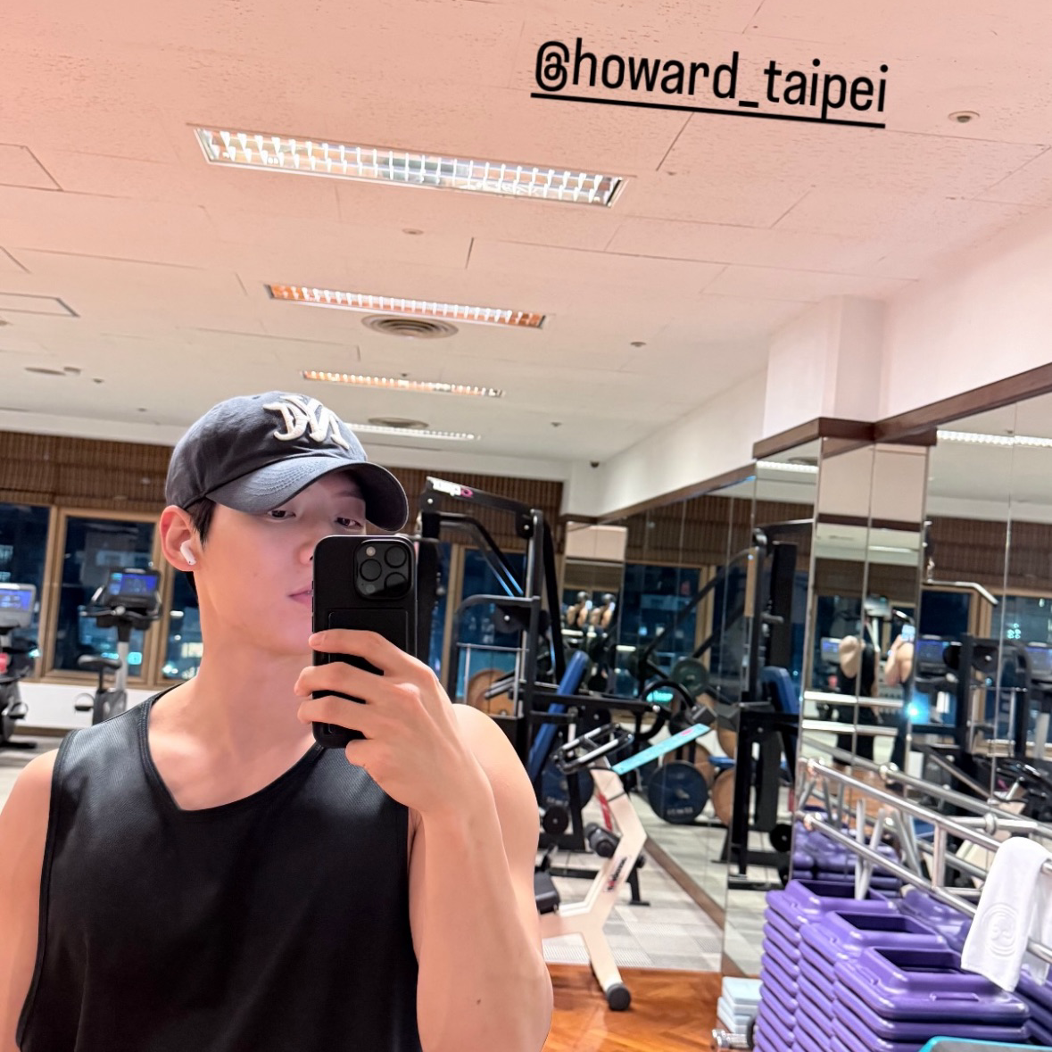 Behind-the-scenes cut of Lee Minhyuk (BTOB)