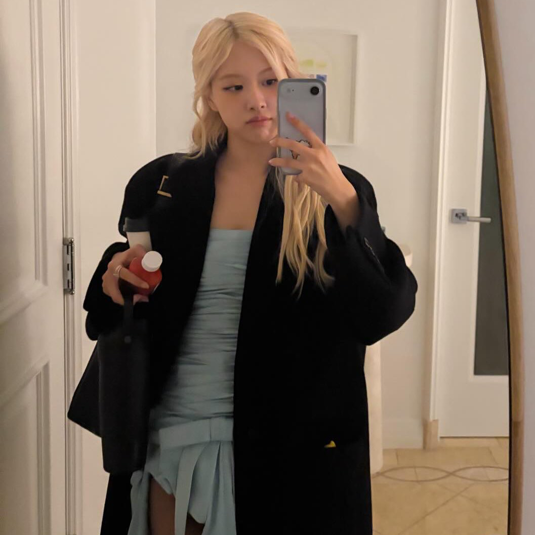 ROSÉ (BLACKPINK)的幕後花絮