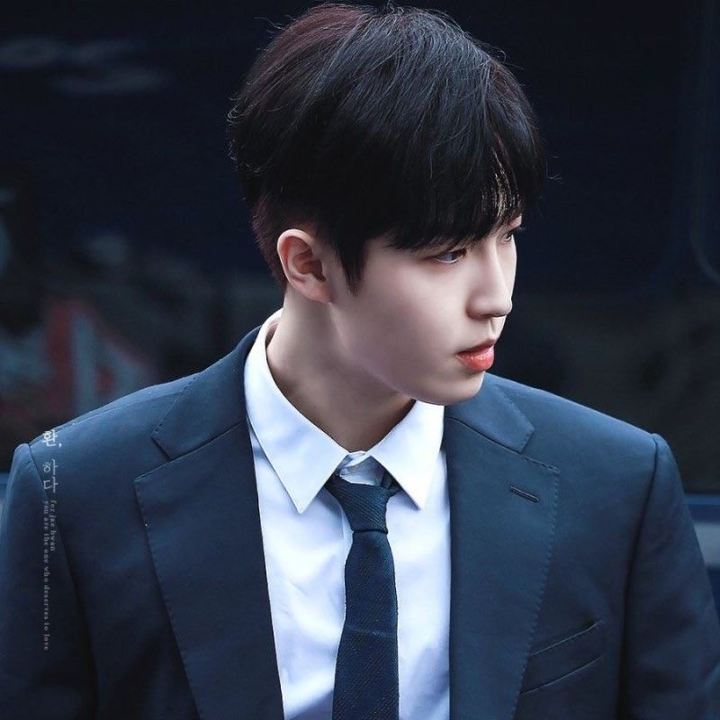 Momen yang diabadikan oleh penggemar Kim Jaehwan