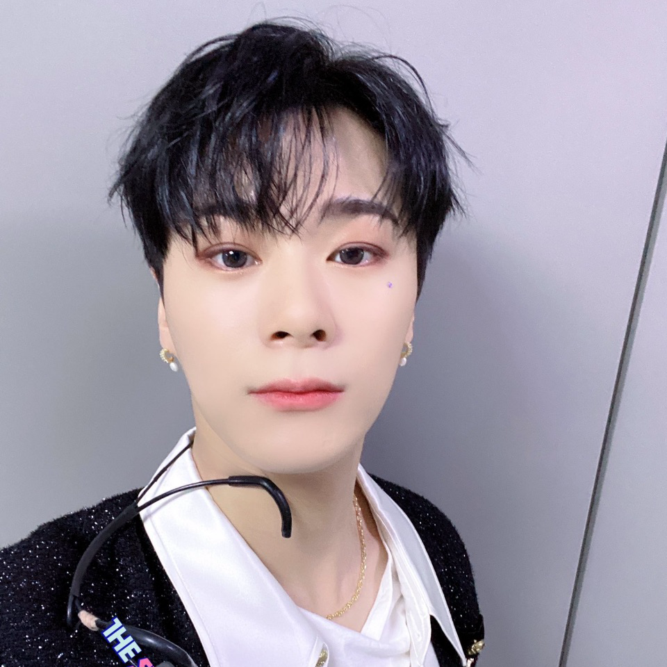 A moment captured by Moonbin (ASTRO)'s fan