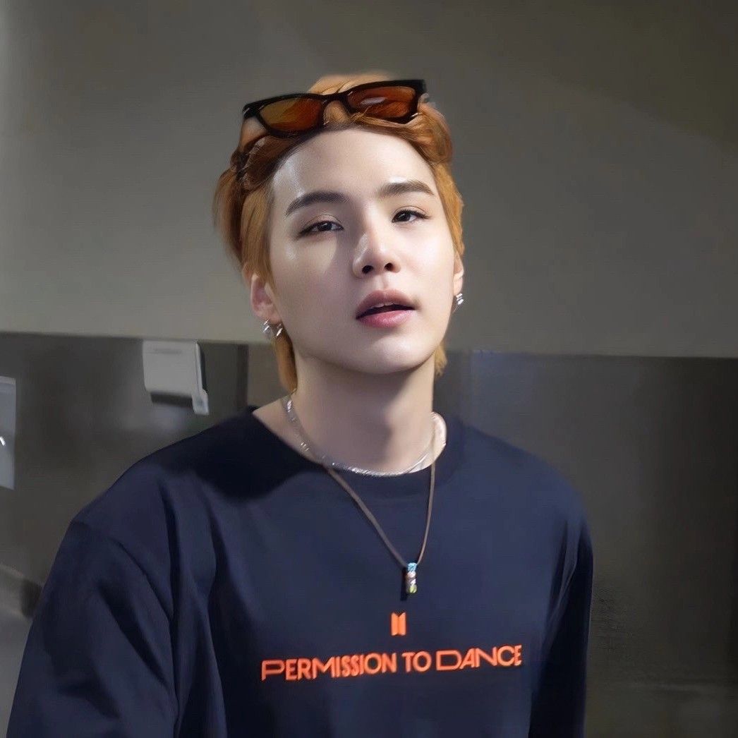 슈가 (방탄소년단) 최근 활동샷