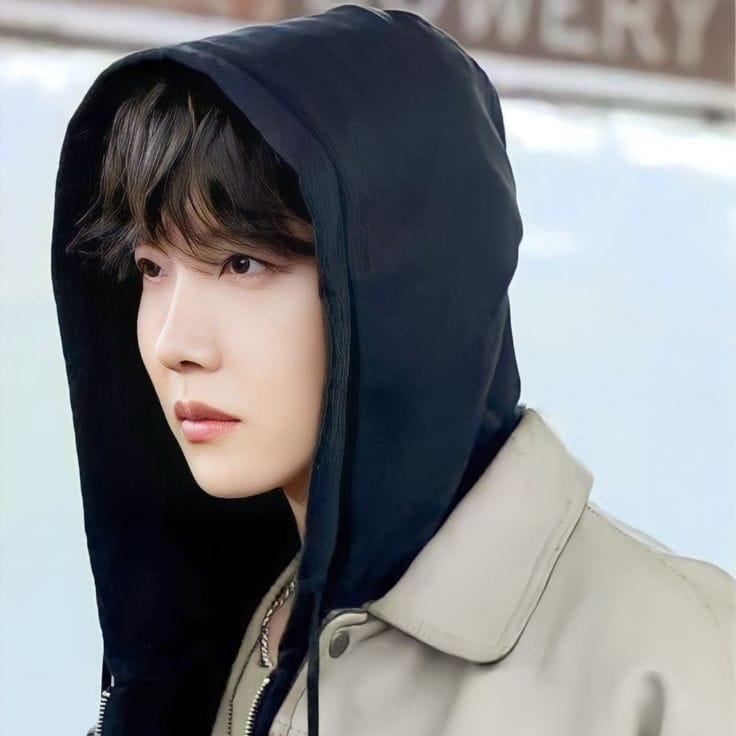 J-hope (防弹少年团)的最新活动照片