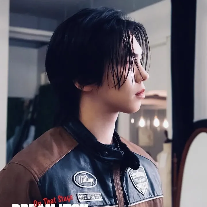 A moment captured by Rocky's fan